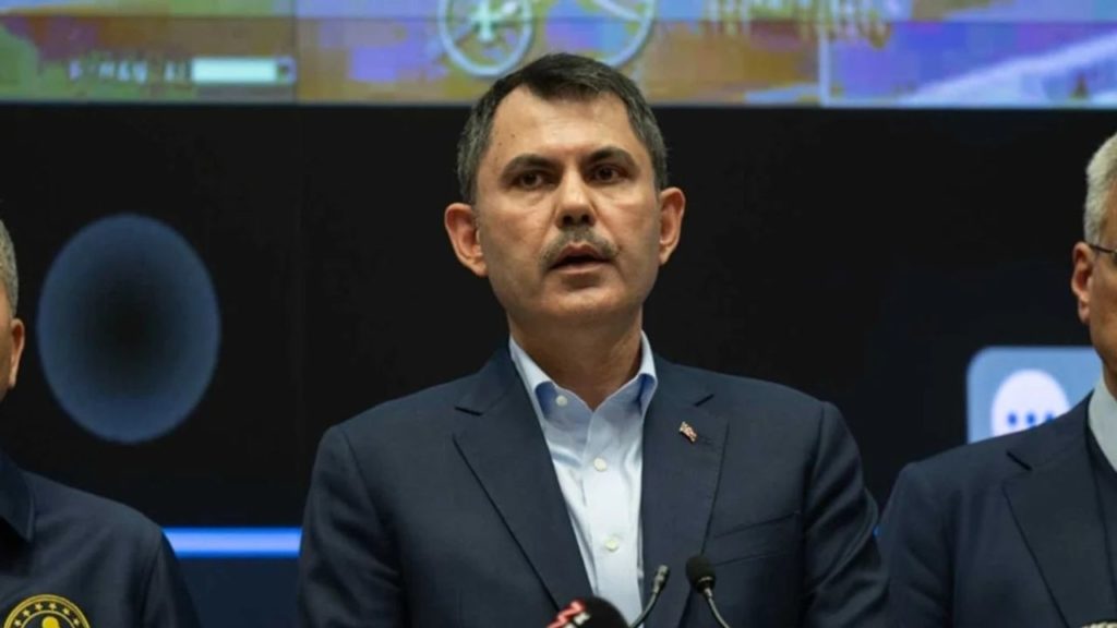 İstanbul’daki Deprem Sonrası Hasar Tespit Çalışmaları Sürüyor