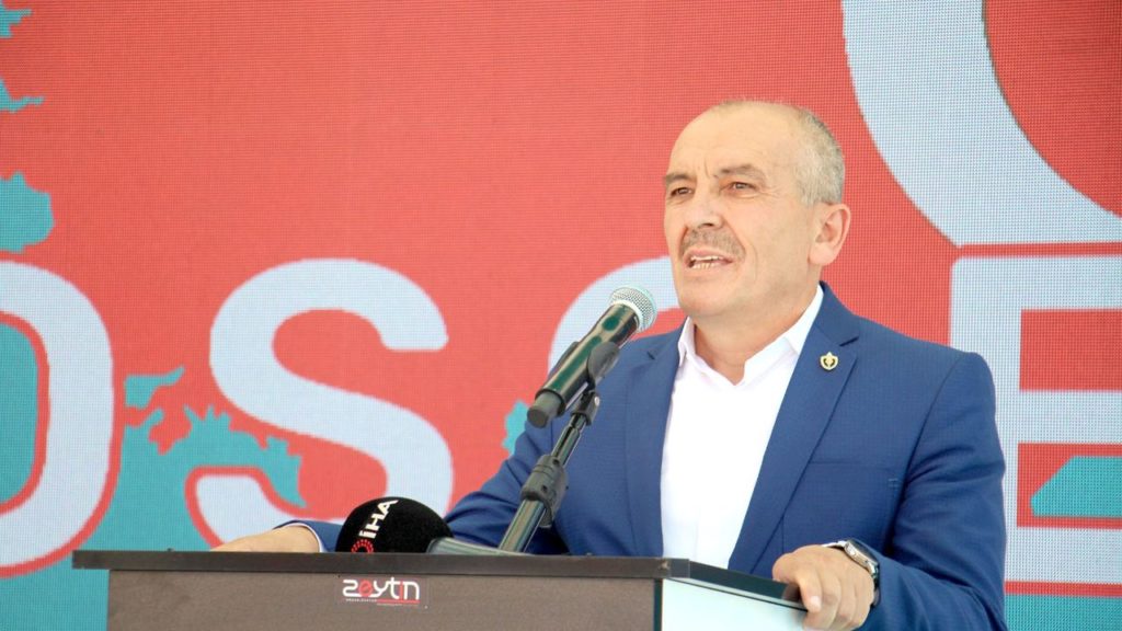 Sivas 4 Eylül Gazeteciler Cemiyeti Başkanı Muhittin Karahan’dan 23 Nisan Mesajı