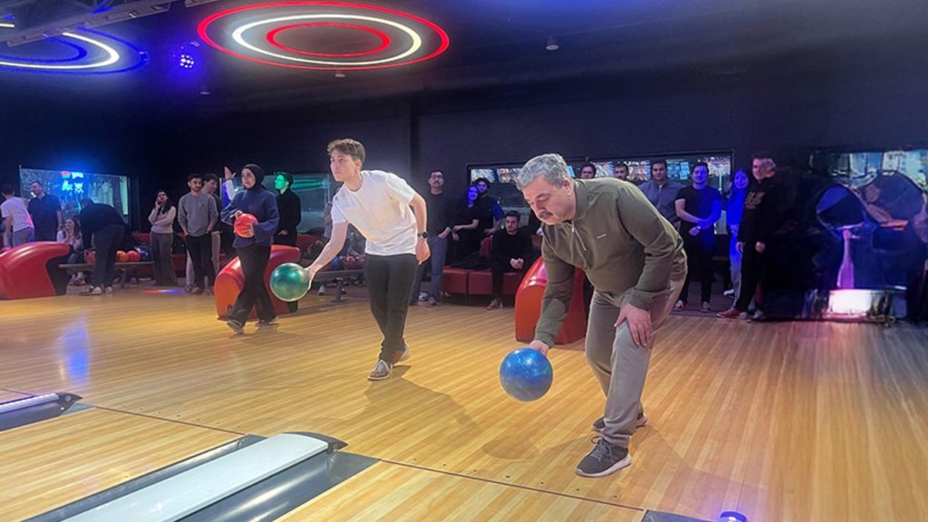 Sivas Bilim ve Teknoloji Üniversitesi’nde Bowling Turnuvası Yapıldı