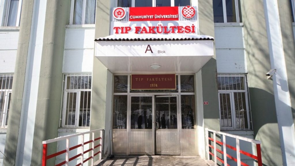 Sivas Cumhuriyet Üniversitesi Tıp Fakültesi’nden Nöroşirürji Eğitiminde Mükemmellik Sertifikası