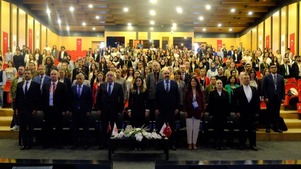 Sivas Cumhuriyet Üniversitesi’nde 2. Sağlık Öğrencileri Kongresi Başladı