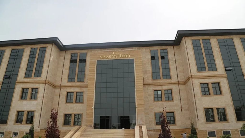 Sivas Valiliği’nden Öğretmenlerin Görev Değişiklikleri Hakkında Açıklama