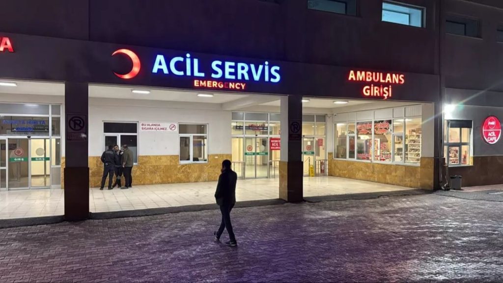 Sivas’ta Gıda Zehirlenmesi Panik Yarattı: Öğrenciler Hastaneye Kaldırıldı