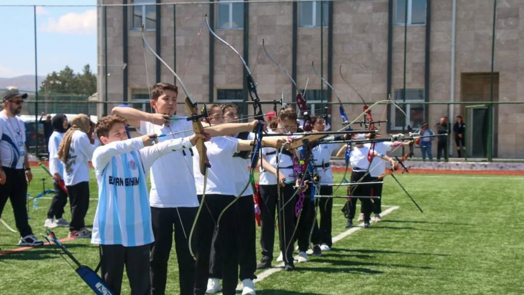 Sivas’ta Okçuluk İl Birinciliği Müsabakaları Sona Erdi