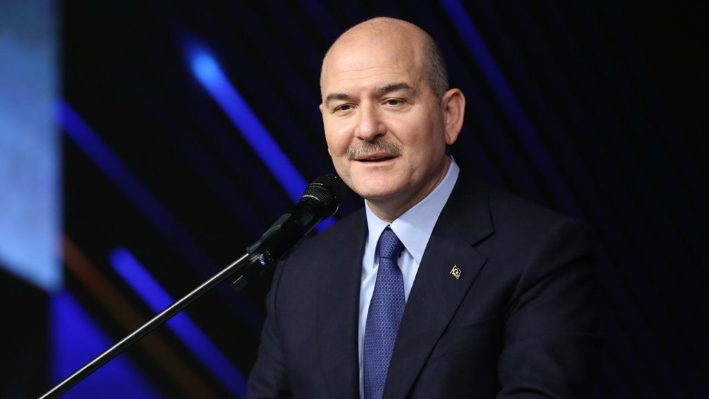 Süleyman Soylu’dan Özgür Özel’e Sert Yanıt: ‘Siyaset Zorbası Özgür Özel’