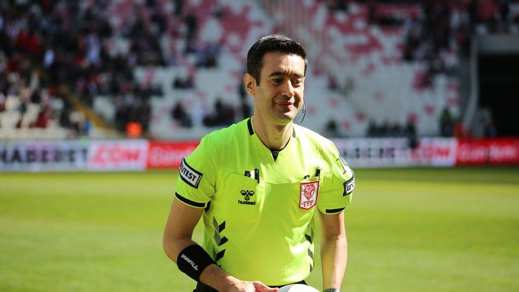 Burak Pakkan, Sivasspor’un 9. Maçını Yönetecek