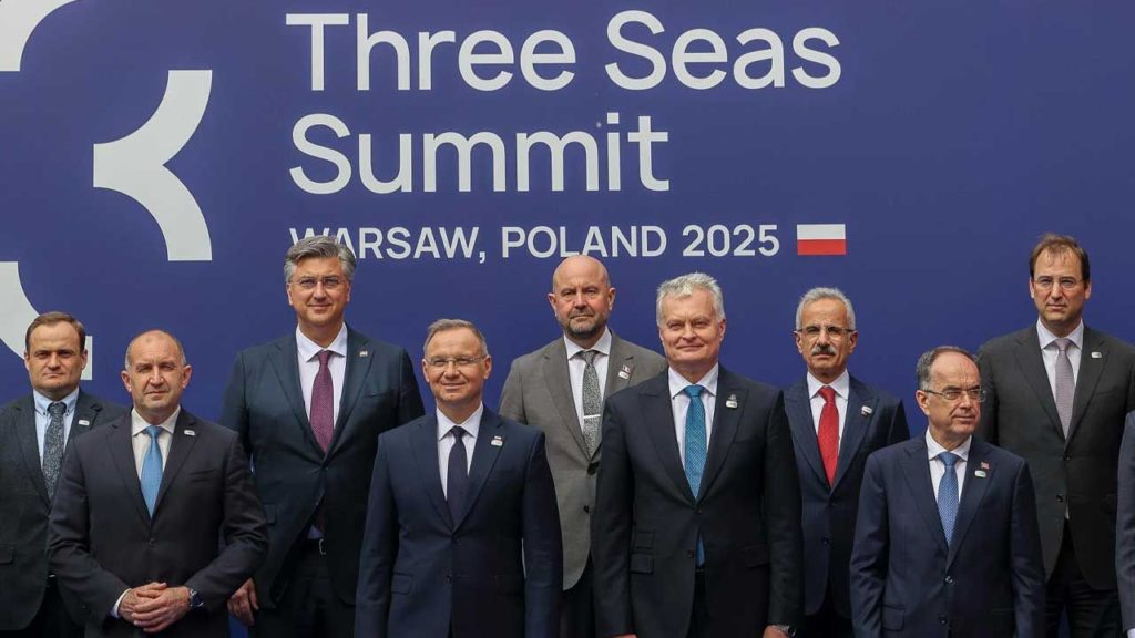 Türkiye, Üç Deniz Girişimi’ne Stratejik Ortak Olarak Katıldı