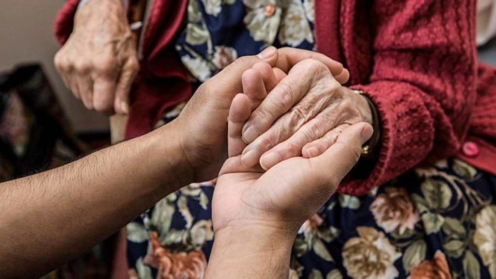 Yaşlı Destek Programı (YADES) ile yaşlılara kapsamlı hizmetler