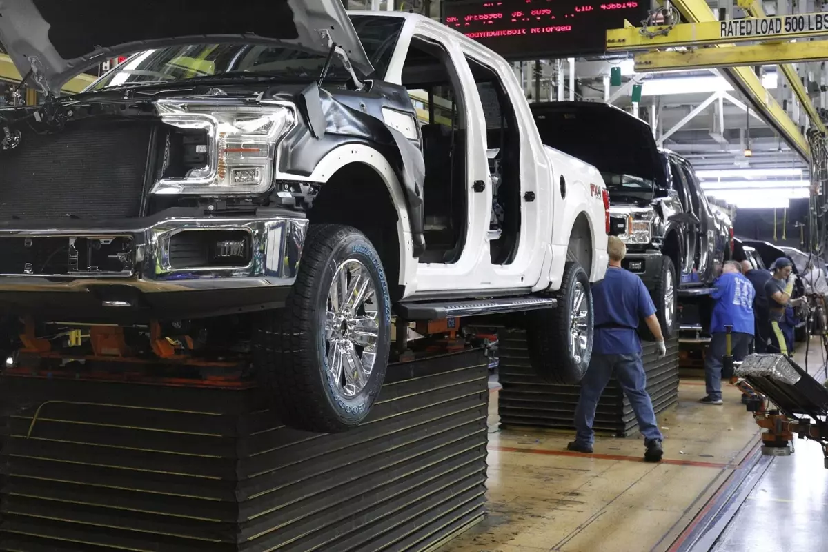 Almanya’daki Ford İşçileri Grev Kararı Aldı