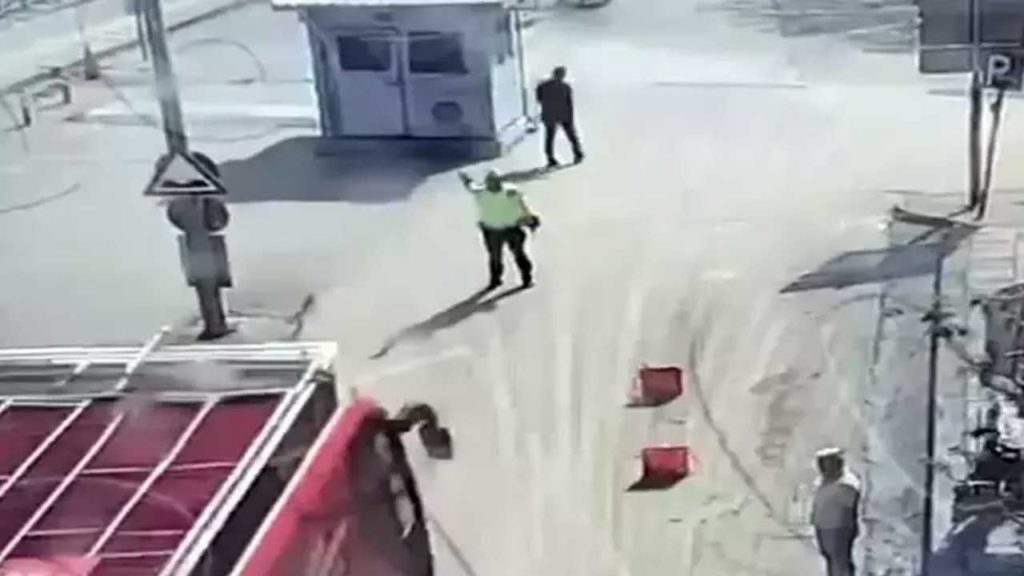 CHP Otobüs Şoförüne “Memura Mukavemet”ten Yasal İşlem