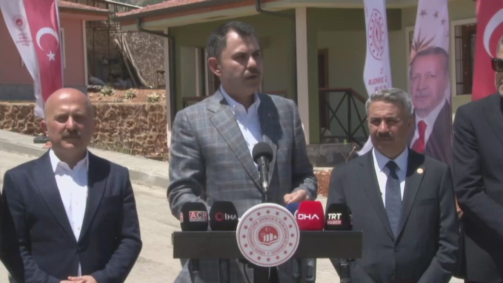 Deprem Bölgesinde Yeniden Umut ve Hızla Yeniden Yapılanma Çalışmaları