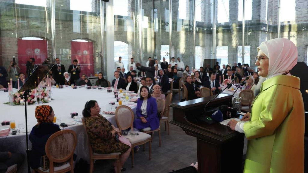 Emine Erdoğan, Uluslararası Aile Forumu’nda aile kurumunun önemine vurgu yaptı