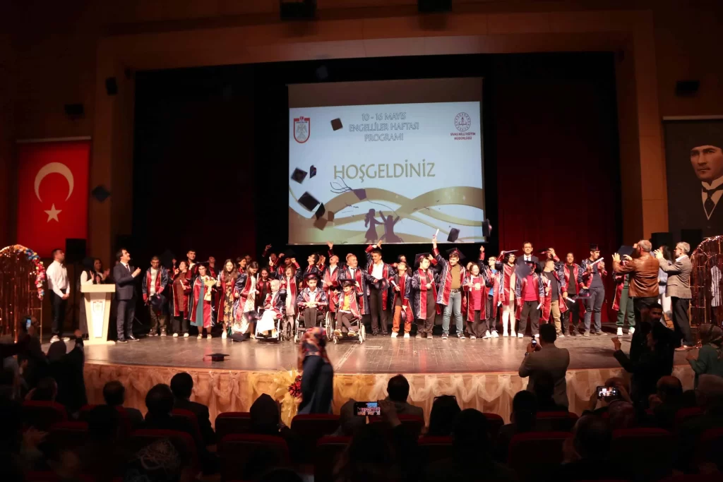 Engelliler Haftası Programı Muhsin Yazıcıoğlu Kültür Merkezi’nde Coşkulu Kutlamalarla Gerçekleşti