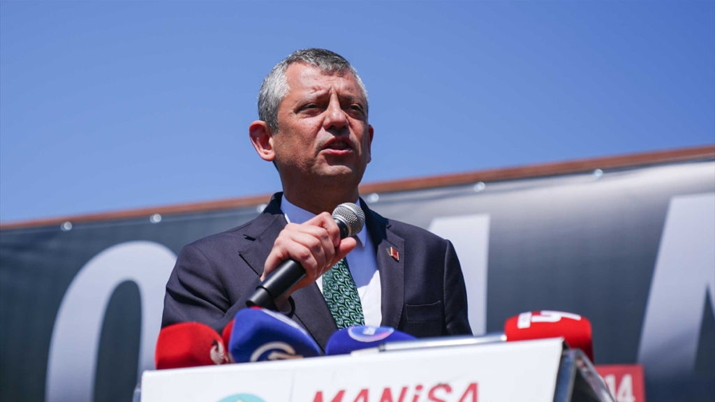 Cüneyt Özdemir’den Özgür Özel’e ‘Hodri Meydan’ Çağrısı