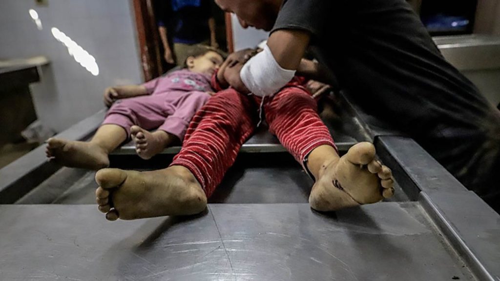 Gazze’de İsrail Saldırıları Artarak Devam Ediyor