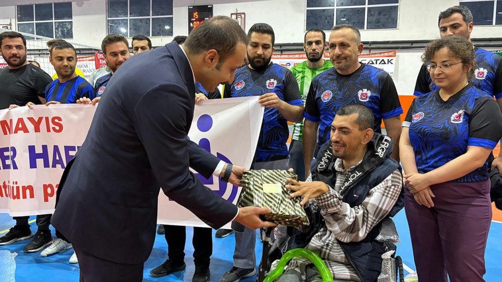 Gemerek Kaymakamlığından Engellilere Özel Voleybol Turnuvası ve Eğlenceli Etkinlikler