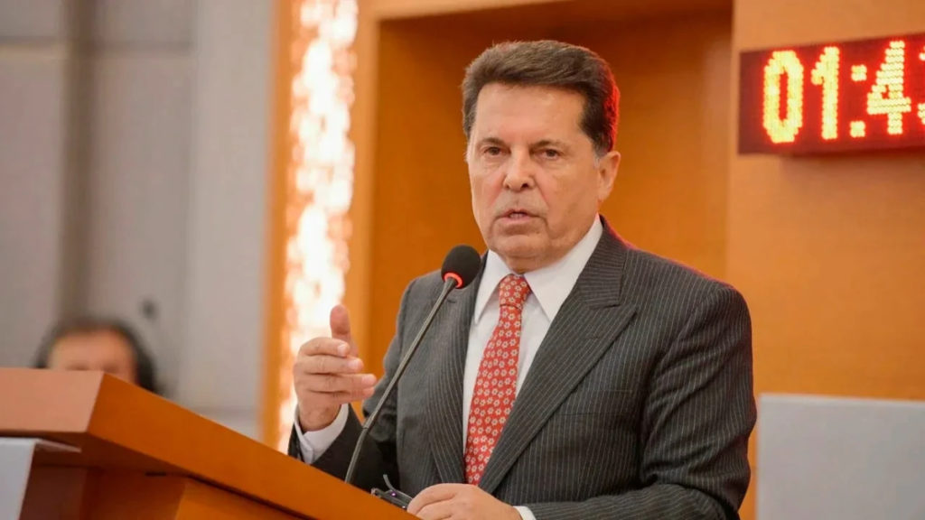 İstanbul’da PKK/KCK Üyesi Olduğu Gerekçesiyle Tutuklanan Ahmet Özer Hakkında Dava