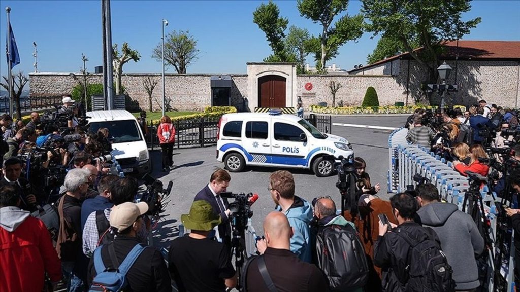 İstanbul’da Rusya-Ukrayna Barış Müzakereleri Gündemde