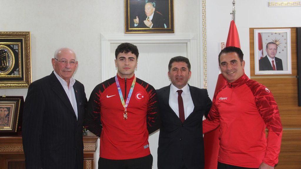 Karaman’da Üniversitelerarası Güreş Şampiyonası ve Başarılar