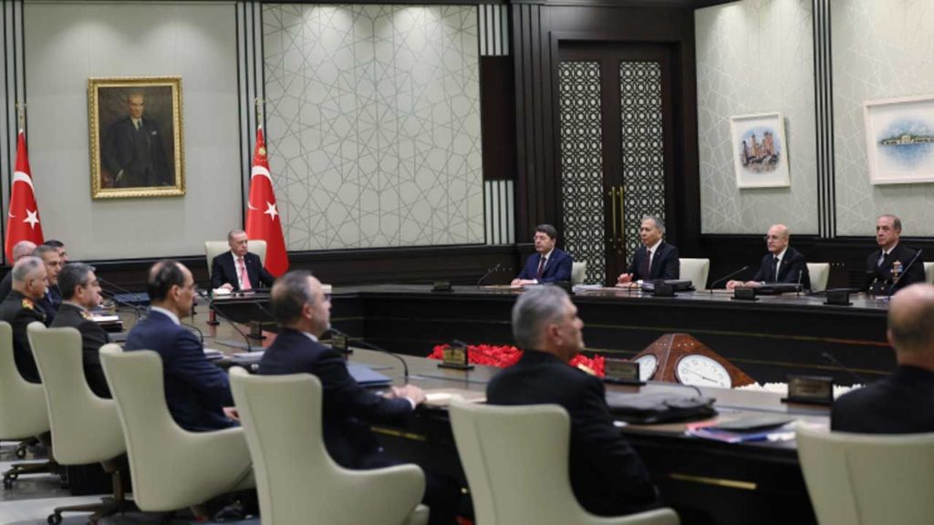 MGK Toplantısı Beştepe’de Gerçekleşiyor: Terör, Suriye ve Güvenlik Gündemleri Masada