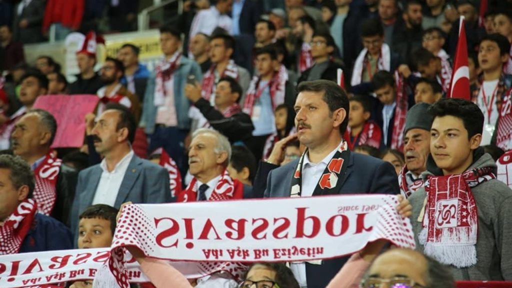 Eski Vali Salih Ayhan’dan Sivasspor’a Destek Mesajı