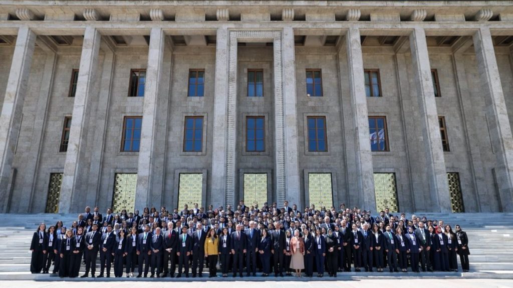 Numan Kurtulmuş, 19 Mayıs Atatürk’ü Anma ve Spor Bayramı’nda Gençlerle Buluştu