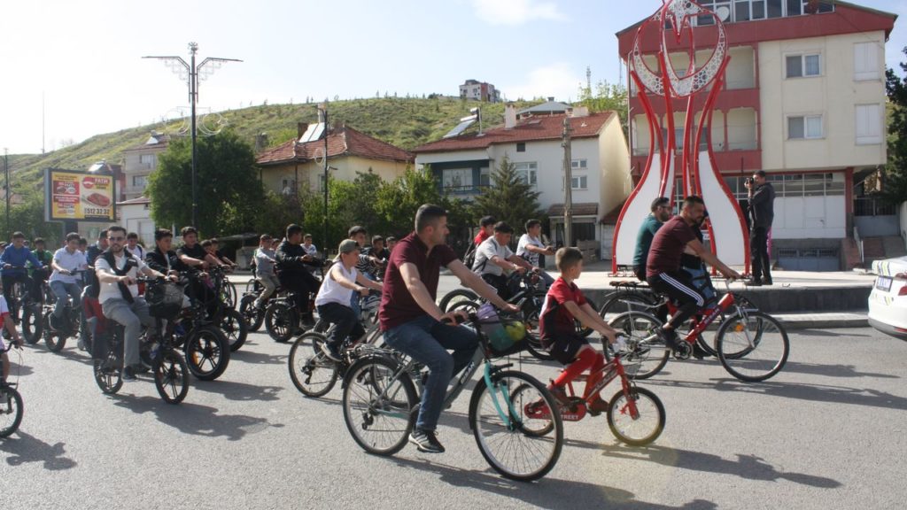Şarkışla’da Gençlik ve Spor Etkinliği Göz Doldurdu