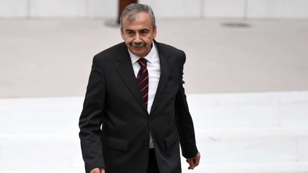 Sırrı Süreyya Önder Hayatını Kaybetti