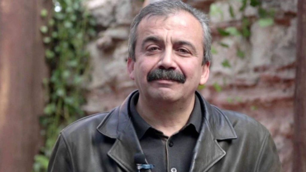 Sırrı Süreyya Önder 62 Yaşında Hayatını Kaybetti