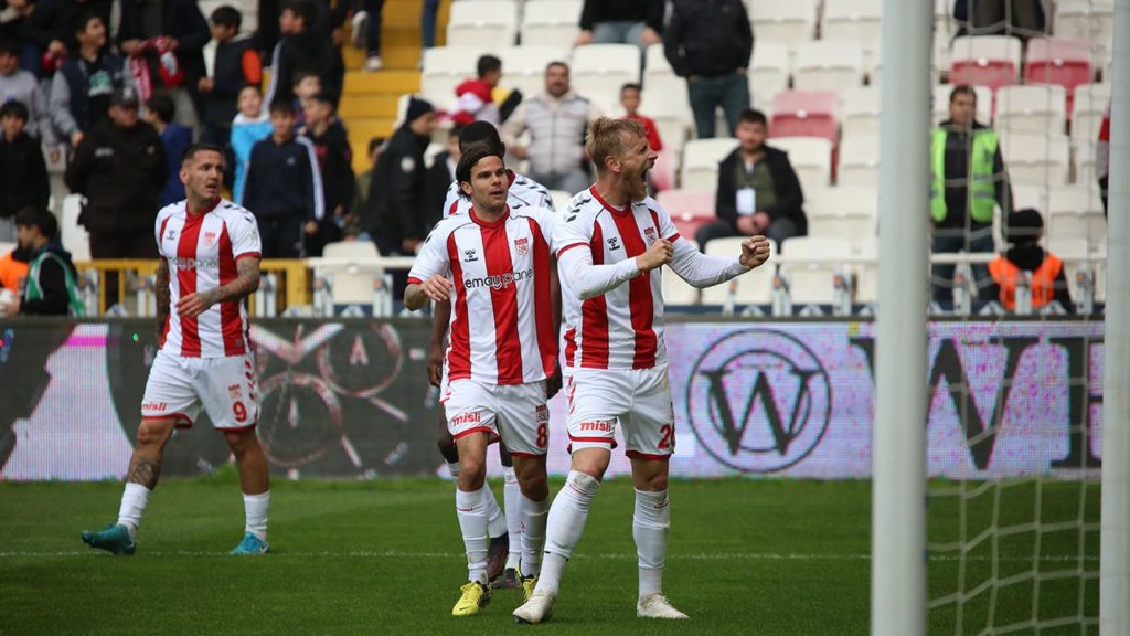 Uğur Bulut’tan Sivasspor’a Destek Çağrısı