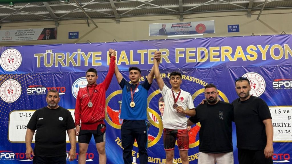 Yıldızlar Halter Türkiye Şampiyonası Bursa’da gerçekleştirildi