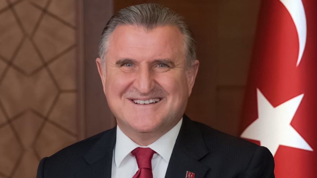 Yurtlarda İsrafı Önleyen ‘Komşum Gönüllülük Hareketi’ Projesiyle 10 Milyon Porsiyon Yemek İhtiyaç Sahiplerine Ulaşıyor