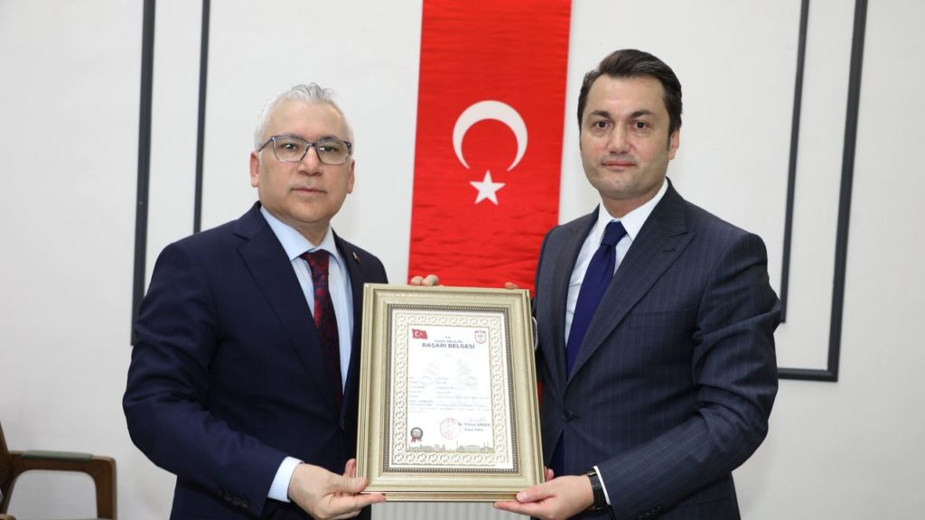 Alanya Kaymakamlığı Görevine Atanan Şakir Öner Öztürk’e Veda Yemeği Düzenlendi