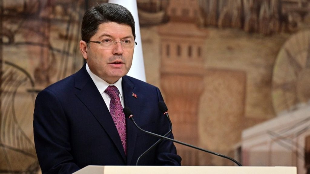 Adalet Bakanı Yılmaz Tunç, 2025 Yılı İcra Müdür ve Yardımcıları Atama Kararnamesini Tamamladı