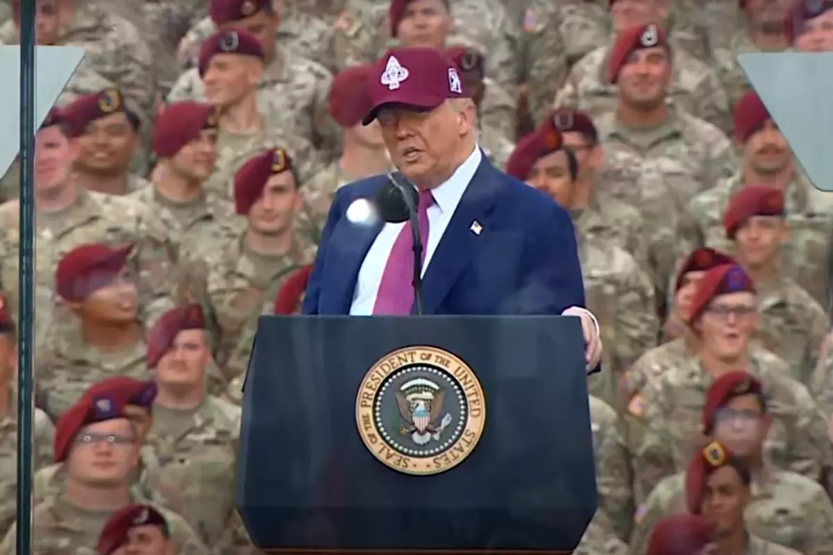 Donald Trump’tan Kaliforniya ve ABD Güçleri Üzerine Çarpıcı Mesajlar