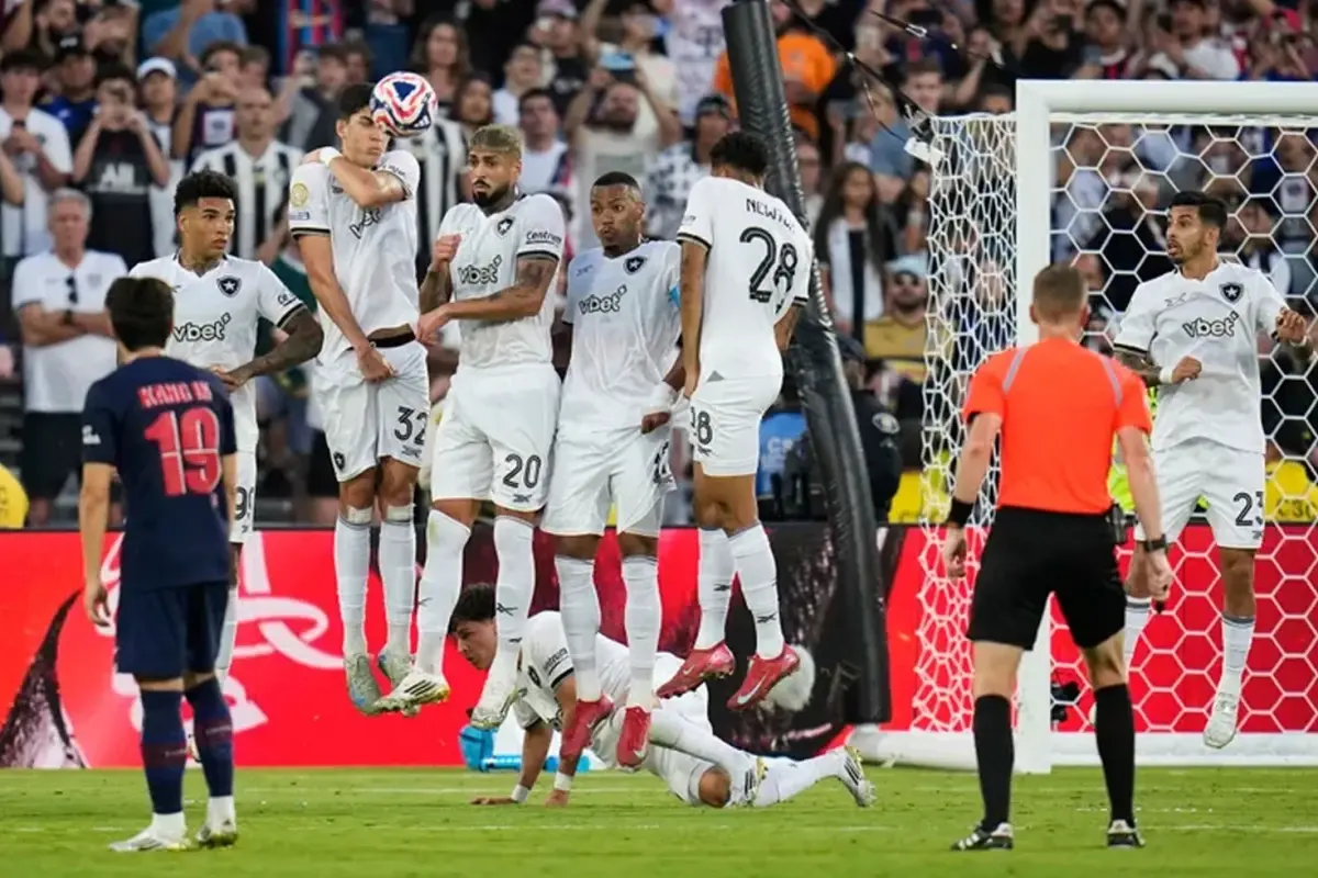 FIFA Dünya Kulüpler Dünya Kupası’nda Botafogo Farklı Galibiyetle Tanındı