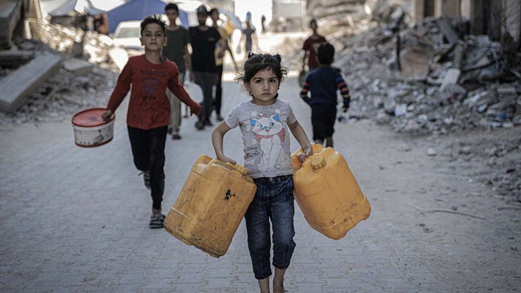 Gazze’de İnsanî Kriz Derinleşiyor: Kıtlık, Yıkım ve Bayram Sevinci Eksikliği