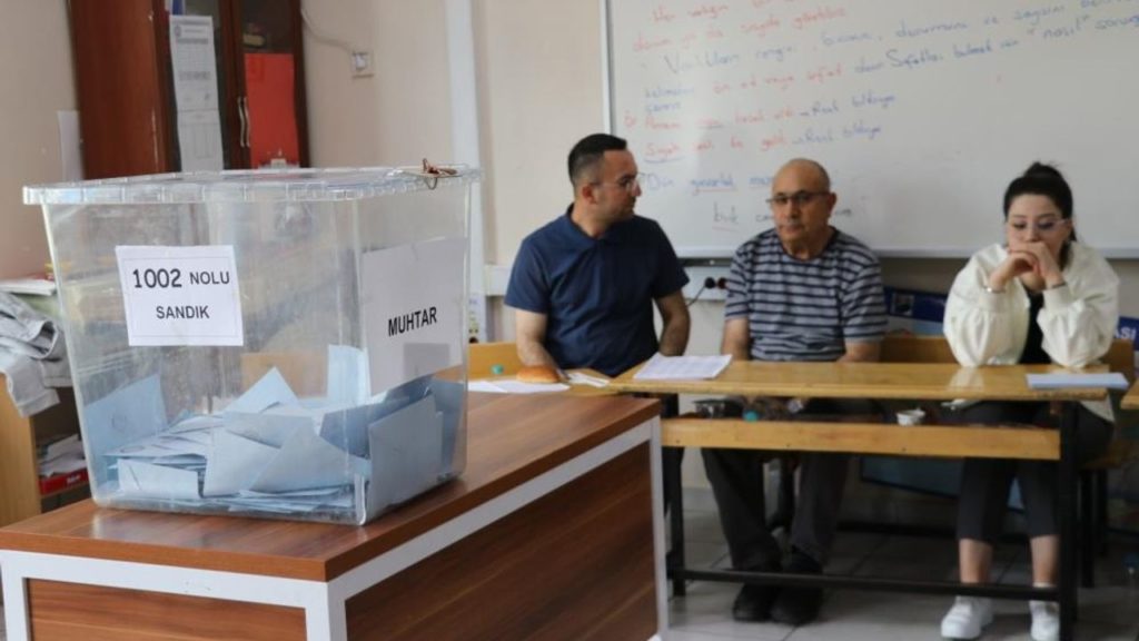 Gürün Pınarönü Mahallesi’nde Muhtar Seçimleri Yenilendi