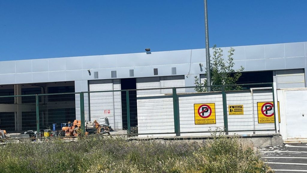 Köy Garajı Esnafından Yeni Yerlerle İlgili Endişe ve Çözüm Çağrısı