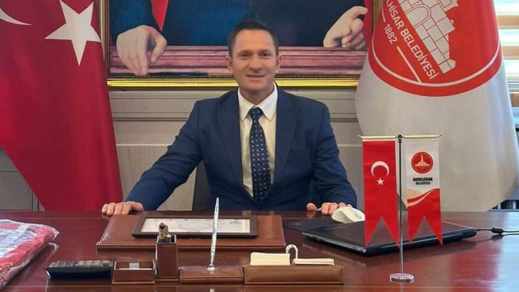 Koyulhisar Belediye Başkanı Bora Karakullukçu’dan Kurban Bayramı Mesajı