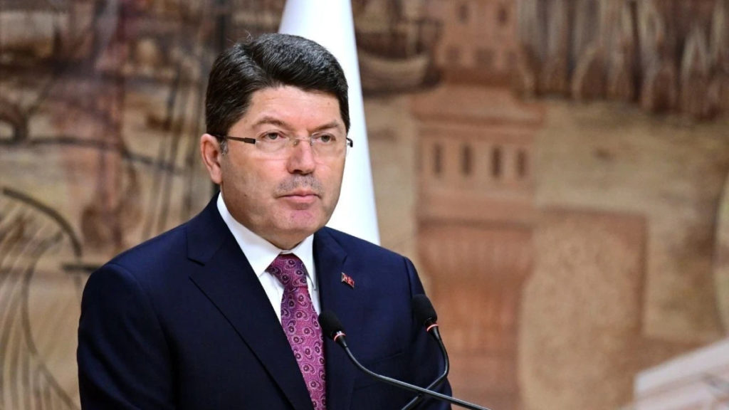 Manisa Büyükşehir Belediye Başkanı Ferdi Zeyrek Elektrik Akımına Kapıldı