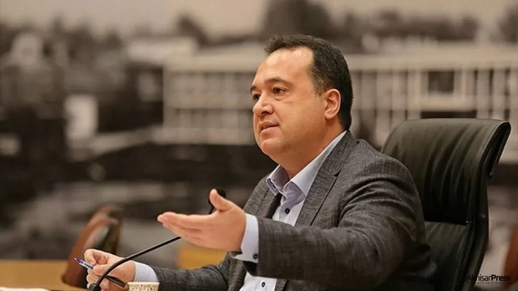 Manisa Büyükşehir Belediye Meclisi’nde Başkanlık Seçimi ve Ferdi Zeyrek’in Vefatı