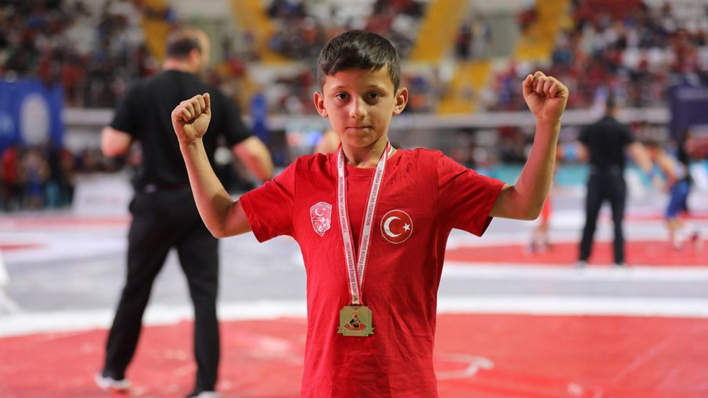 Minikler Güreş Türkiye Şampiyonası’nda Örnek Davranışlar Göz Kamaştırdı