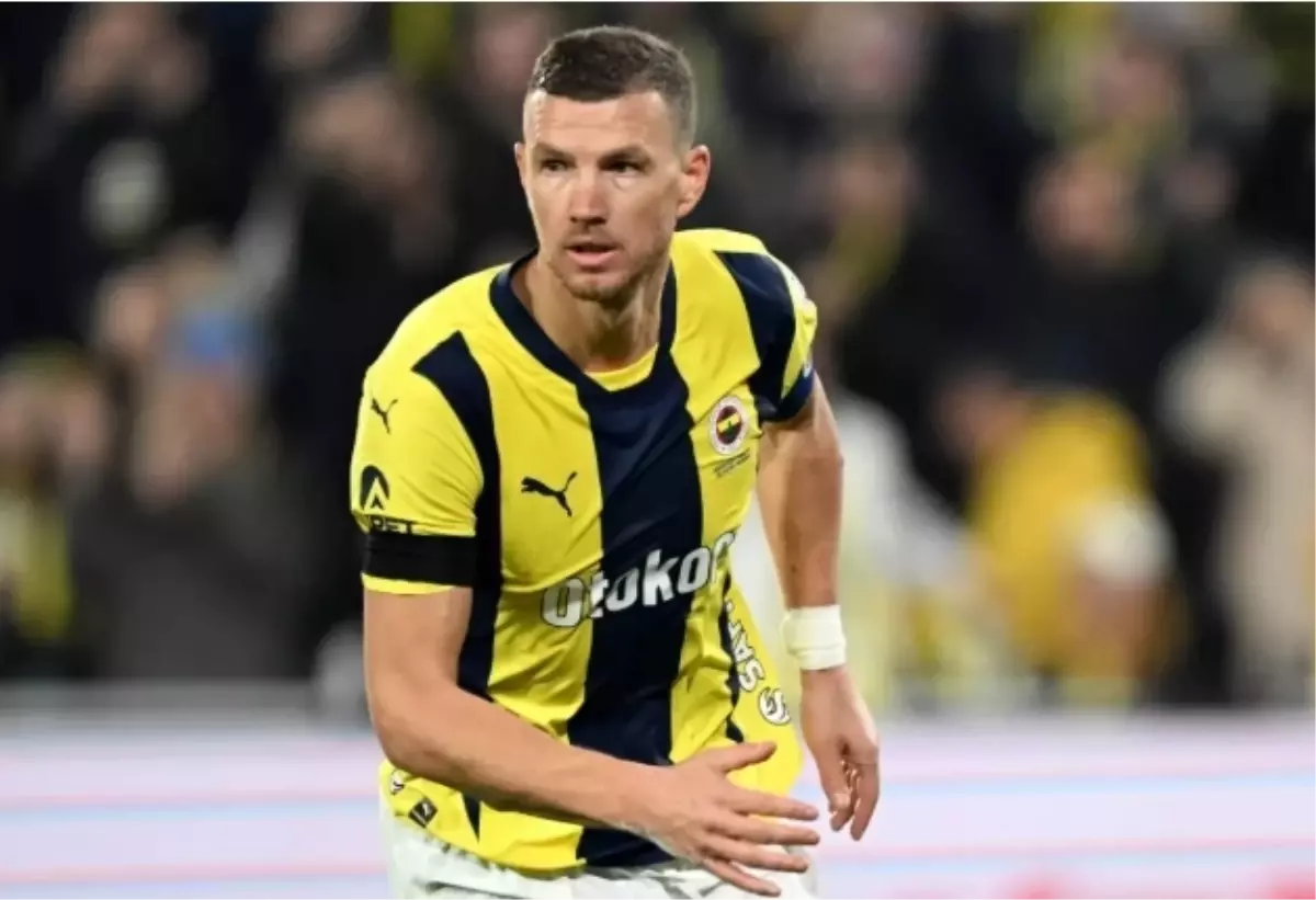 Real Madrid, Edin Dzeko’yu Yedek Forvet Arayışında Gündemine Aldı