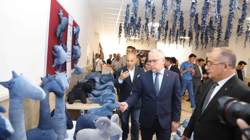 Şehit Halil Kantarcı Özel Eğitim Mesleki Lisesi’nden Sıfır Atık ve Yeşil Dönüşüm Sergisi