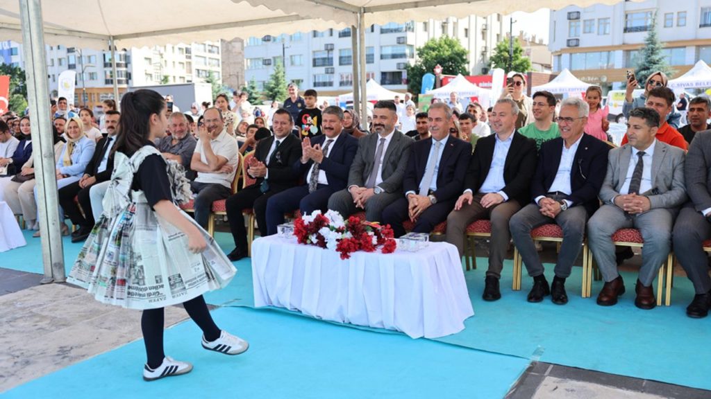 Sivas’ta Çevre Haftası Kutlamaları Coşkulu Etkinliklerle Gerçekleşti