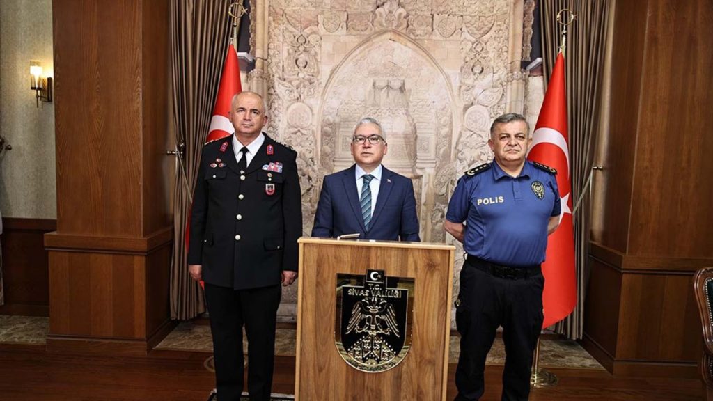 Sivas’ta Güvenlik ve Bayram Tedbirleri Toplantıları Gerçekleştirildi