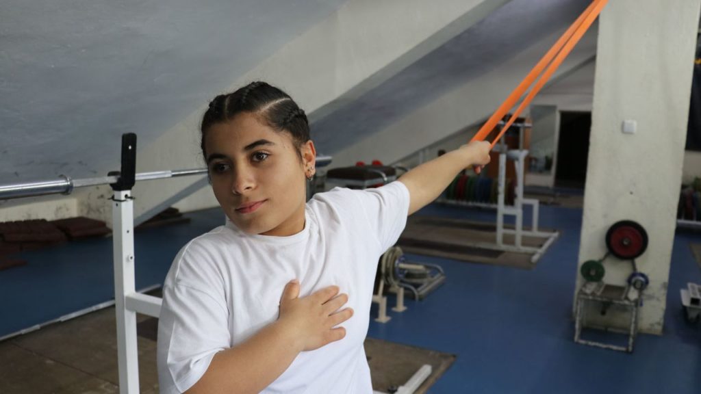 Sivas’taki Genç Halterci Rümeysa Balıkaya Hedeflerini Açıkladı