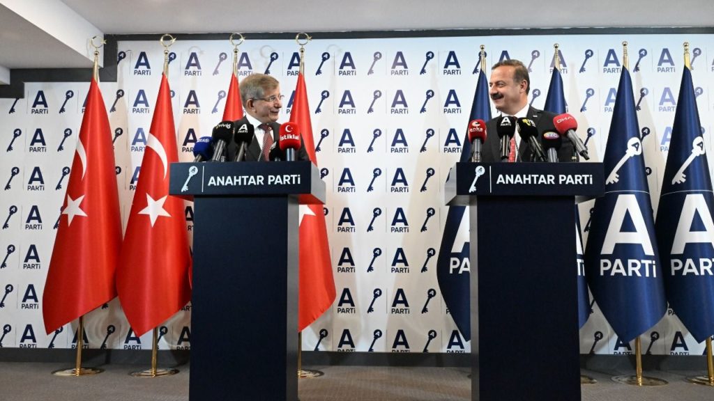 Siyasi Tartışmalar ve Liderler Arası Gelişmeler