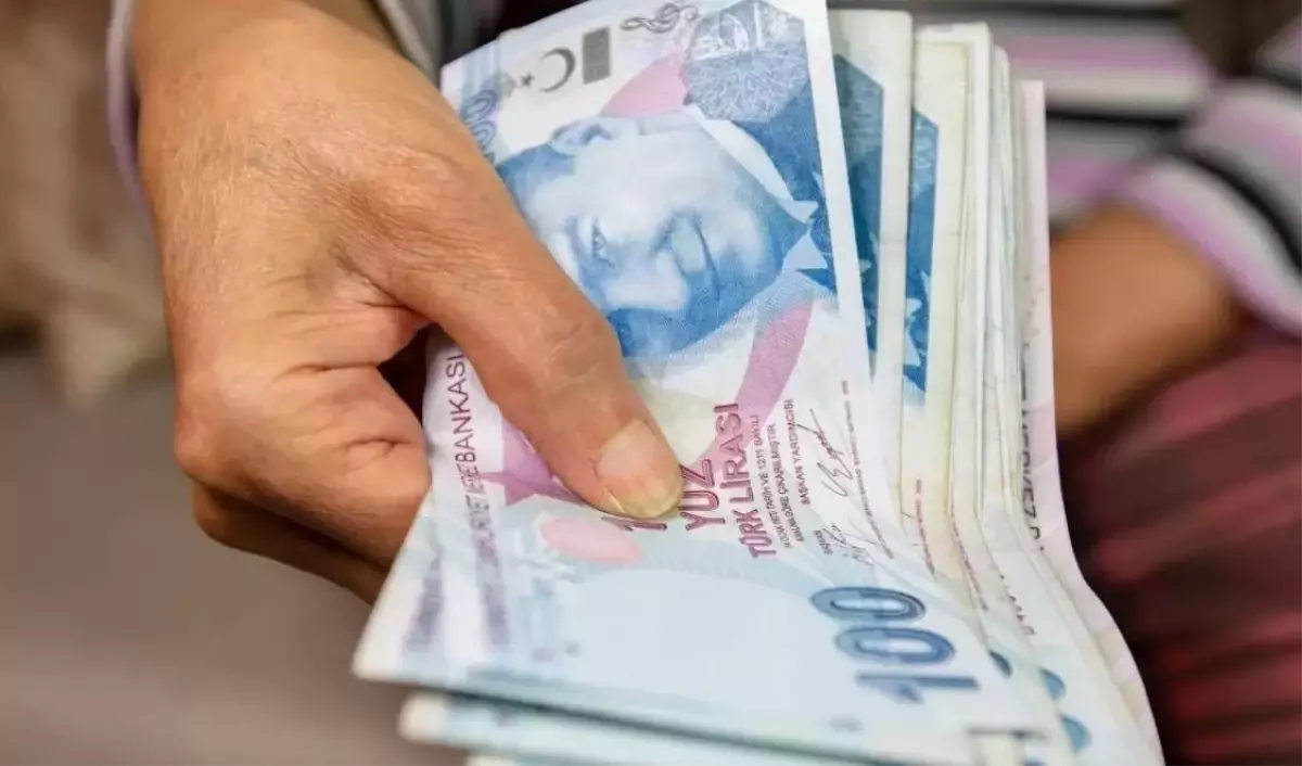 Türkiye’de Emekli Maaşları ve Enflasyon Beklentileri Artarken, Merkez Bankası Raporu Etkili Oluyor